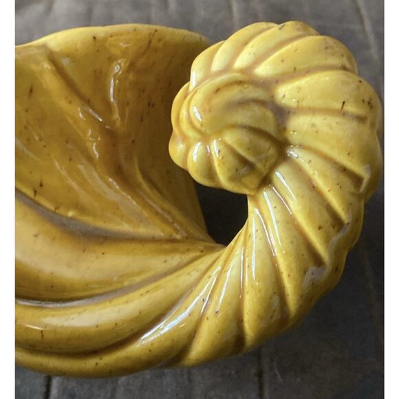 Vintage Royal Haeger Cornucopia Horn of Plenty Planter Mid-Century READ - Picture 6 of 11